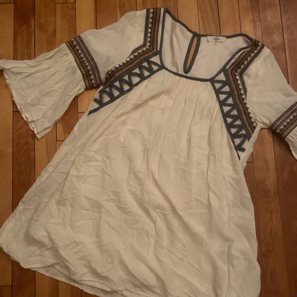 entro Midsommar bohemian mini dress
